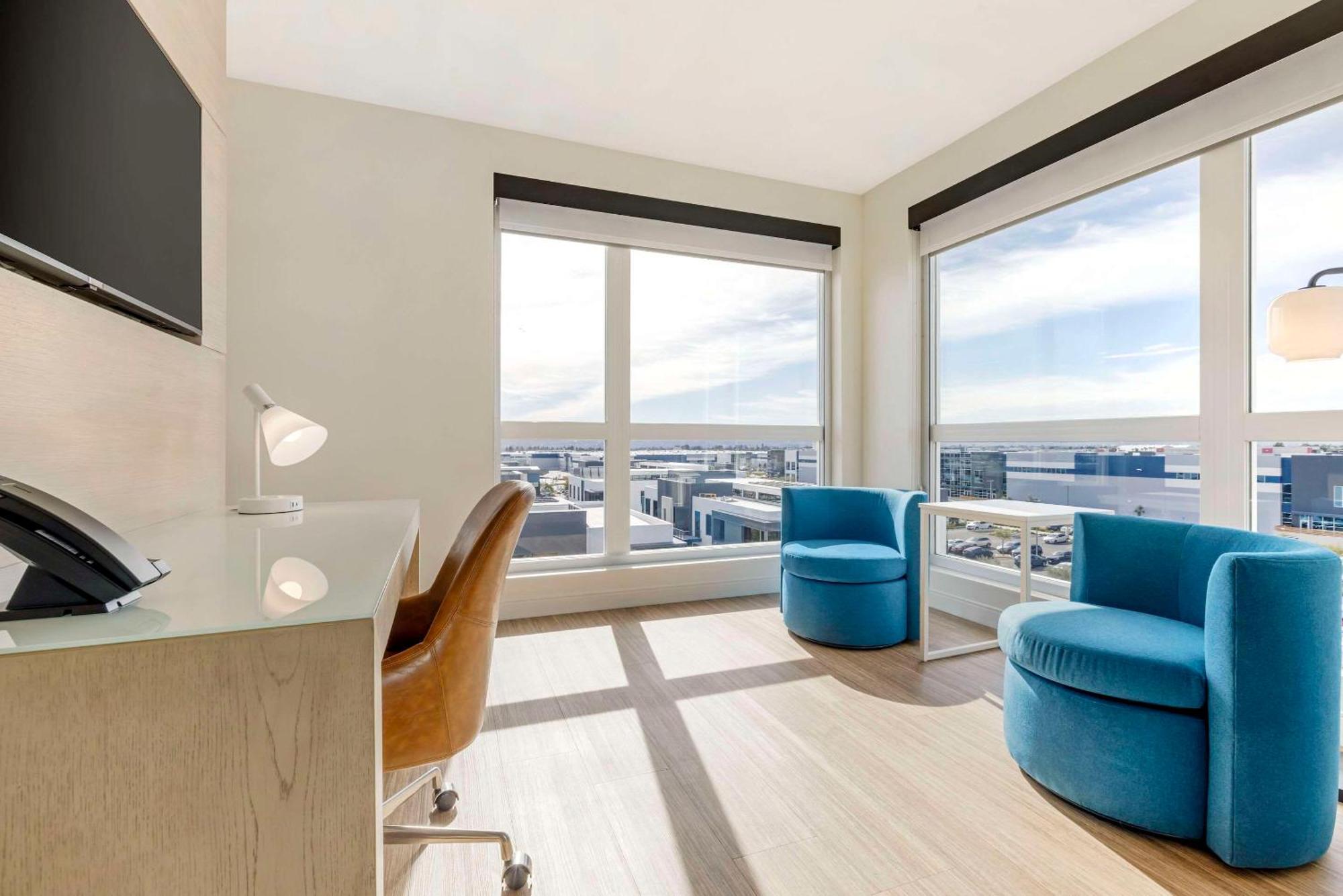 Cambria Hotel Burbank Airport المظهر الخارجي الصورة