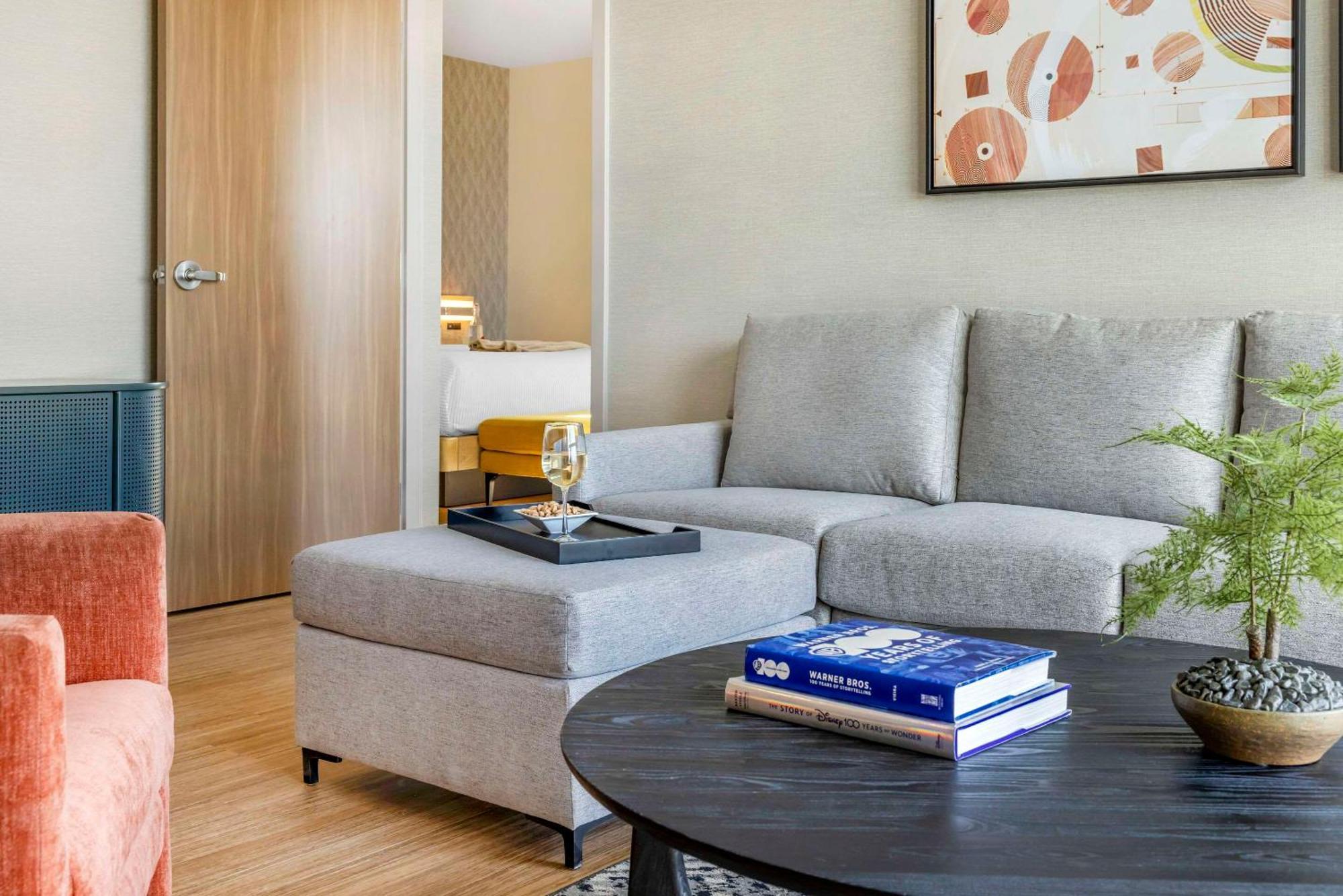 Cambria Hotel Burbank Airport المظهر الخارجي الصورة