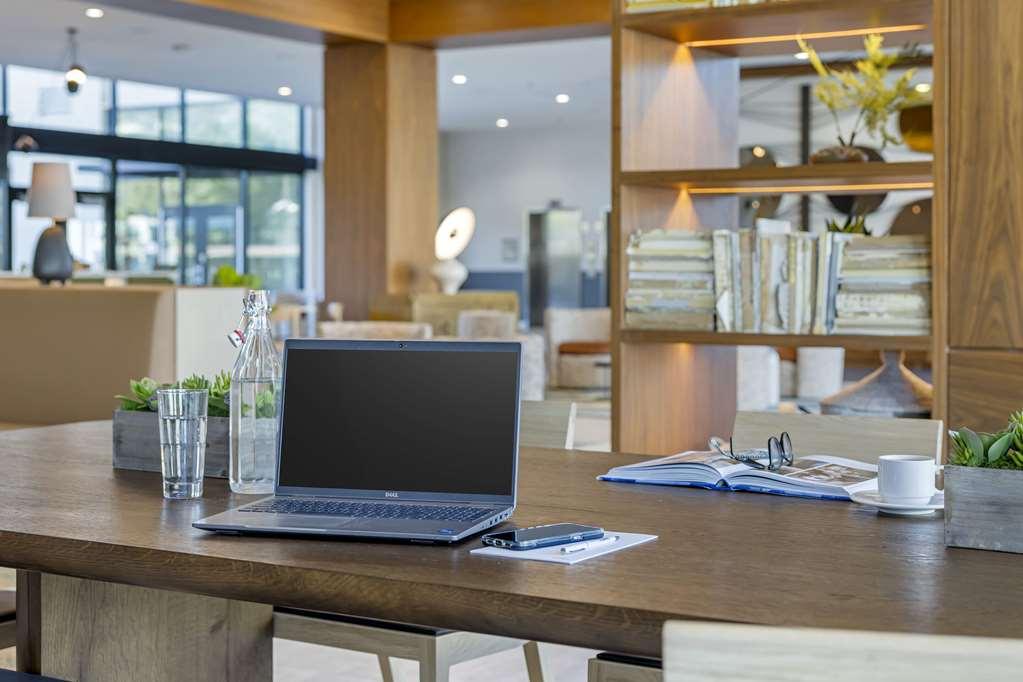 Cambria Hotel Burbank Airport المطعم الصورة